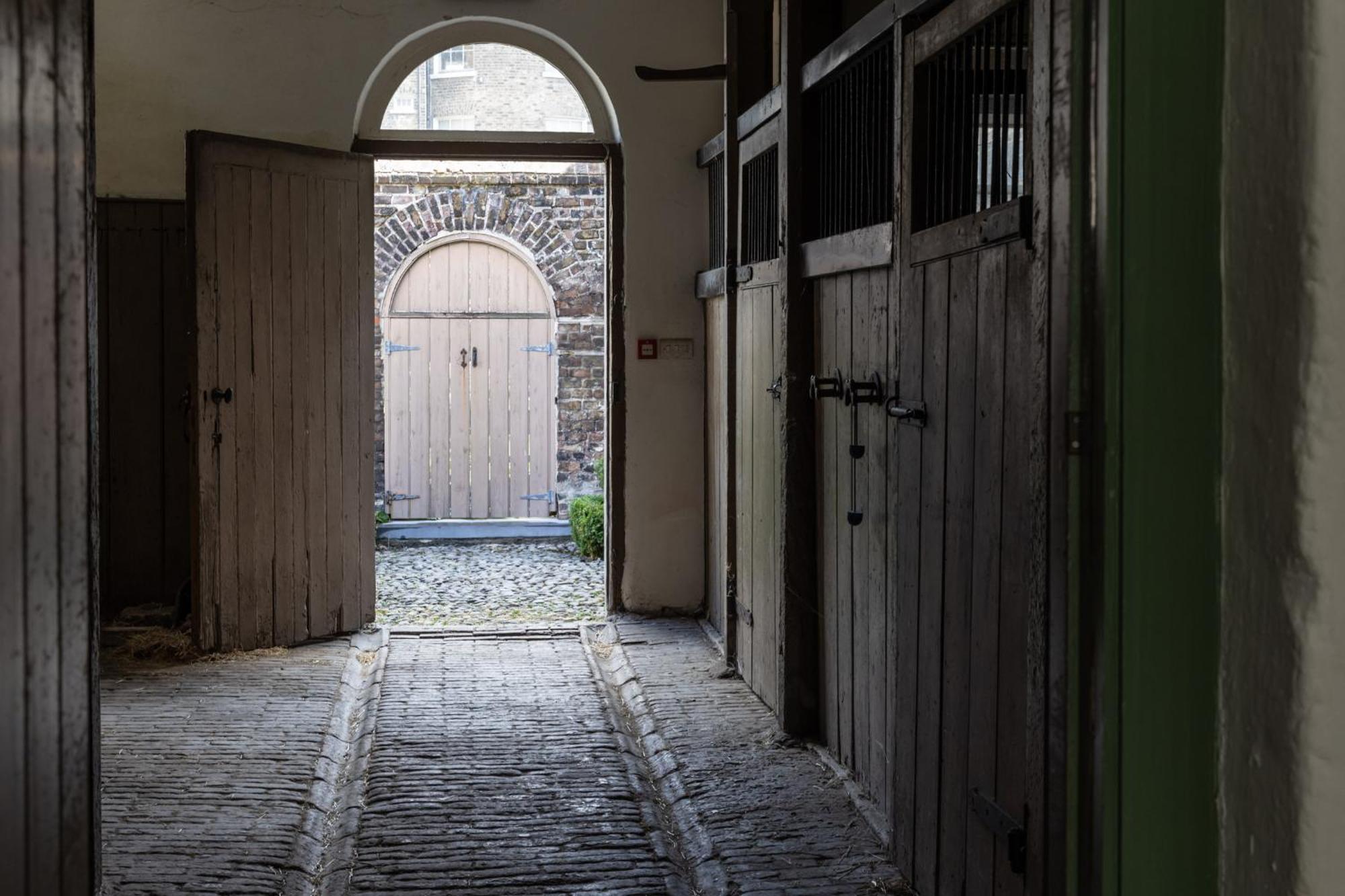 Merrion Mews Dublin Extérieur photo